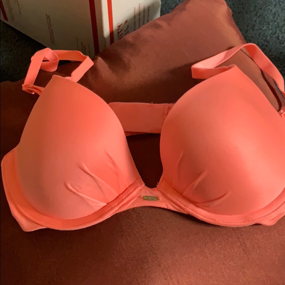 Victoria’s Secret bra